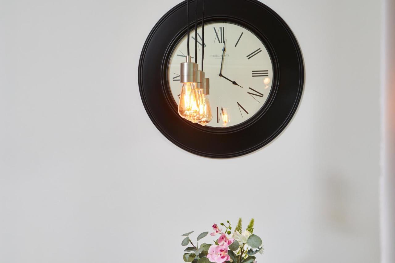 Wonderful Apartment In Bath With Garden - Sleeps 8 Экстерьер фото
