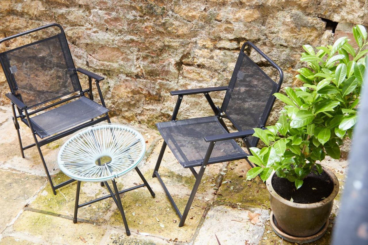 Wonderful Apartment In Bath With Garden - Sleeps 8 Экстерьер фото