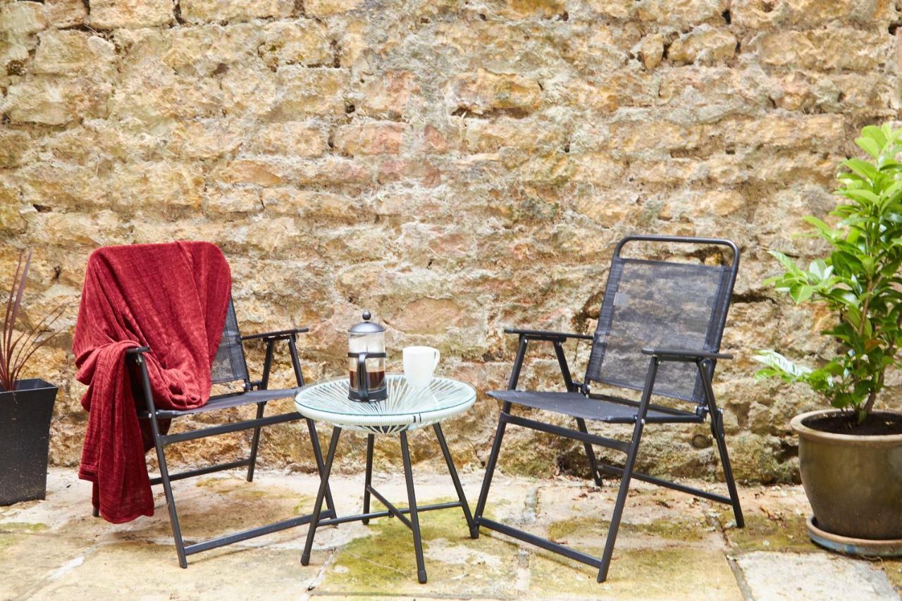 Wonderful Apartment In Bath With Garden - Sleeps 8 Экстерьер фото
